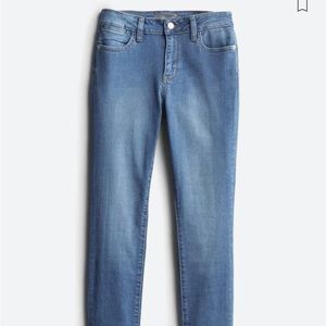 Just USA katara skinny capri jean size 30